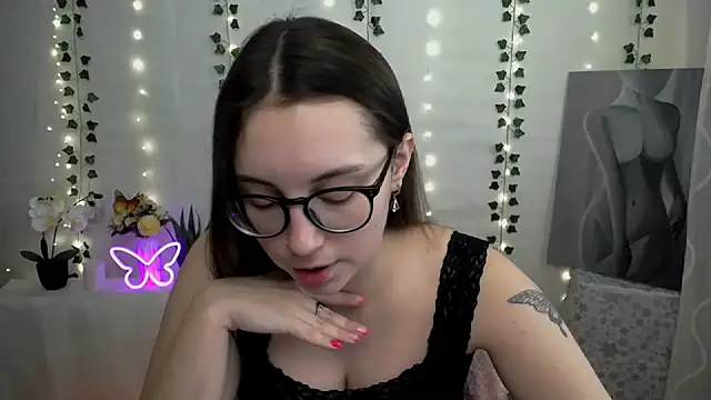 Snapshot of SweetPrincess_ chatting on March 7, 2025, 10:13 am SweetPrincess online show from March 7, 2025, 10:13 am