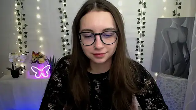 Snapshot of SweetPrincess_ chatting on March 10, 2025, 6:27 am SweetPrincess online show from March 10, 2025, 6:27 am