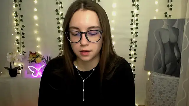 Snapshot of SweetPrincess_ chatting on March 12, 2025, 6:29 am SweetPrincess online show from March 12, 2025, 6:29 am