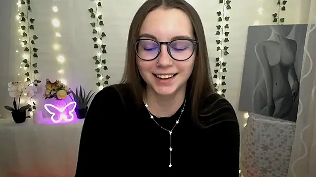Snapshot of SweetPrincess_ chatting on March 13, 2025, 6:16 am SweetPrincess online show from March 13, 2025, 6:16 am