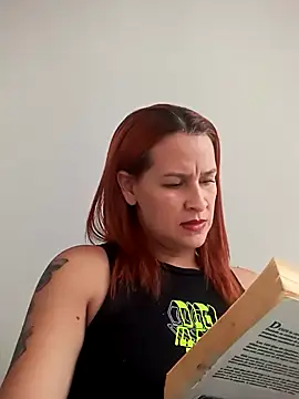 Britney taylor  online show from November 13, 2025, 8:41 pm