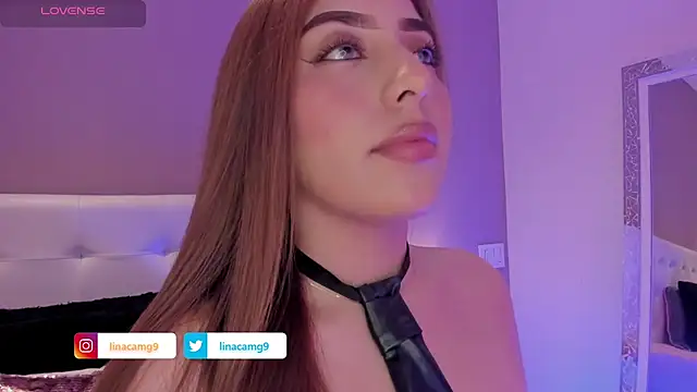 Snapshot of MaddyyLennon chatting on December 7, 2024, 5:04 am MaddyyLennon online show from December 7, 2024, 5:04 am