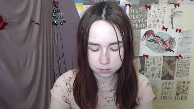 VeryVeryVeryShy  online show from December 22, 2025, 7:49 am