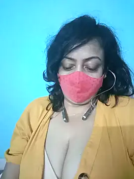 Snapshot of love_suman chatting on January 23, 2025, 2:12 am love suman online show from January 23, 2025, 2:12 am