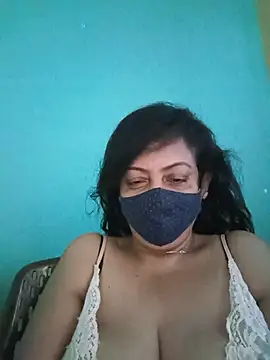 Snapshot of love_suman chatting on July 22, 2026, 12:57 am love suman online show from July 22, 2026, 12:57 am