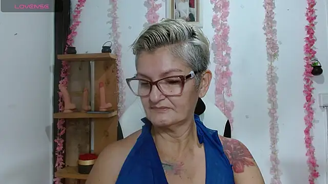 Snapshot of bety-cum2 chatting on August 8, 2026, 1:57 pm bety-cum2 online show from August 8, 2026, 1:57 pm