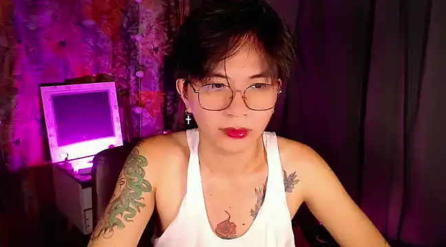 Snapshot of Sexy_Handsome_Drex chatting on December 29, 2024, 7:28 am Sexy Handsome Drex online show from December 29, 2024, 7:28 am