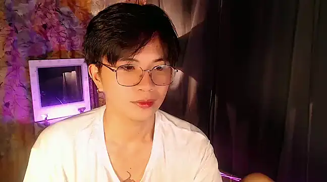 Snapshot of Sexy_Handsome_Drex chatting on January 28, 2025, 8:36 am Sexy Handsome Drex online show from January 28, 2025, 8:36 am