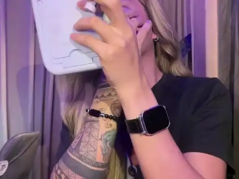 Sexy Handsome Drex online show from April 5, 2026, 2:58 pm