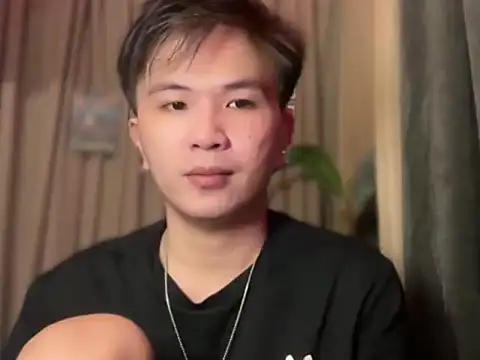 Sexy Handsome Drex online show from May 12, 2026, 12:02 pm