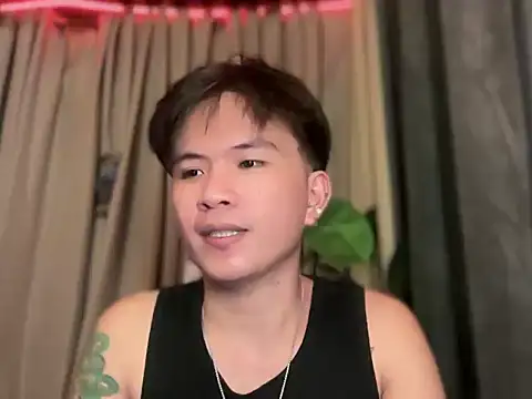 Sexy Handsome Drex online show from May 28, 2026, 2:03 pm