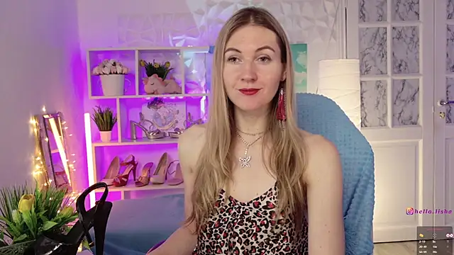 Snapshot of Hello_Lisha chatting on February 14, 2025, 9:13 am Hello Lisha online show from February 14, 2025, 9:13 am