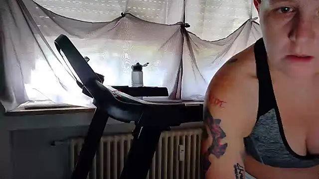 Snapshot of wetgerman_2 chatting on July 4, 2026, 7:36 am wetgerman 2 online show from July 4, 2026, 7:36 am