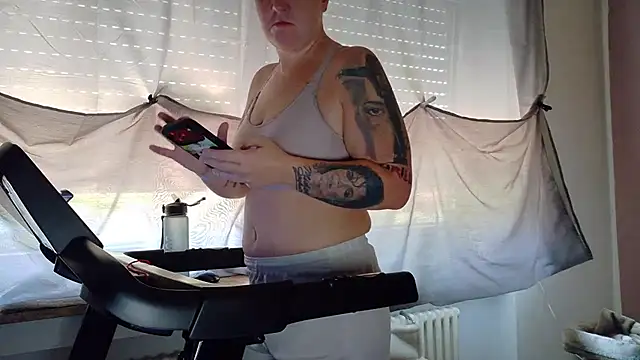 Snapshot of wetgerman_2 chatting on July 13, 2026, 10:18 am wetgerman 2 online show from July 13, 2026, 10:18 am