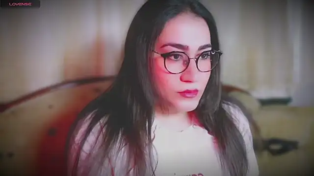 Snapshot of MERA_arab chatting on February 1, 2025, 12:05 pm MERA arab online show from February 1, 2025, 12:05 pm