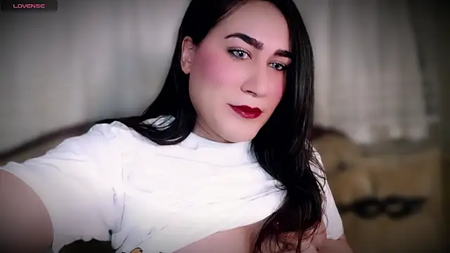 Snapshot of MERA_arab chatting on February 16, 2025, 9:16 pm MERA arab online show from February 16, 2025, 9:16 pm