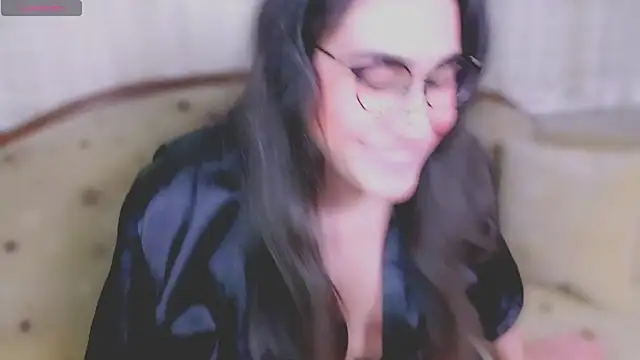 Snapshot of MERA_arab chatting on September 11, 2025, 10:10 pm MERA arab online show from September 11, 2025, 10:10 pm