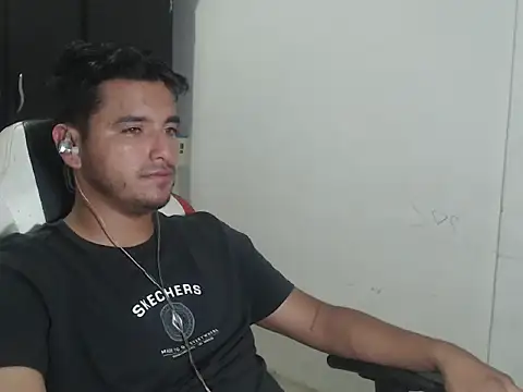 kylian 07 online show from December 16, 2025, 2:49 am