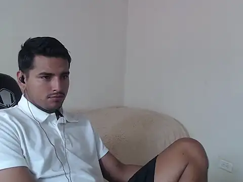 kylian 07 online show from March 2, 2026, 5:31 pm