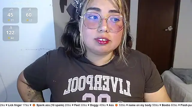 yini angel online show from June 12, 2026, 2:43 am