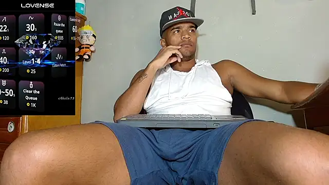 Snapshot of Bigcock_21cm_ chatting on March 9, 2026, 11:03 am Bigcock 21cm online show from March 9, 2026, 11:03 am