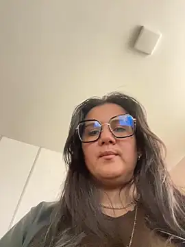 Snapshot of SWEETLILY18 chatting on December 26, 2024, 5:30 pm SWEETLILY18 online show from December 26, 2024, 5:30 pm