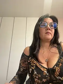 Snapshot of SWEETLILY18 chatting on February 8, 2025, 5:39 pm SWEETLILY18 online show from February 8, 2025, 5:39 pm