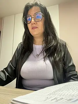 Snapshot of SWEETLILY18 chatting on February 10, 2025, 11:04 am SWEETLILY18 online show from February 10, 2025, 11:04 am