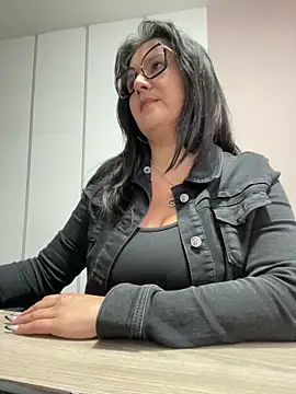 Snapshot of SWEETLILY18 chatting on February 19, 2025, 11:28 am SWEETLILY18 online show from February 19, 2025, 11:28 am