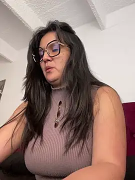 Snapshot of SWEETLILY18 chatting on February 21, 2025, 9:11 pm SWEETLILY18 online show from February 21, 2025, 9:11 pm