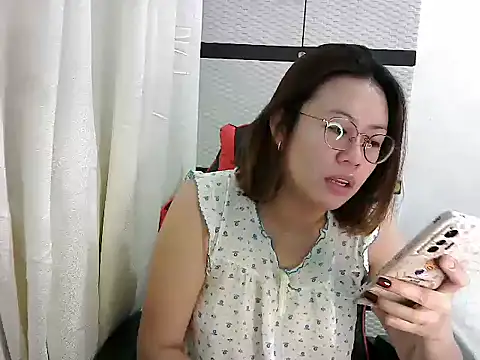 crizzybel online show from March 20, 2025, 5:15 pm