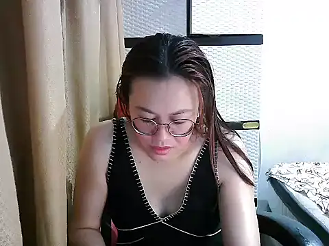Snapshot of crizzybel chatting on September 30, 2025, 7:46 am crizzybel online show from September 30, 2025, 7:46 am