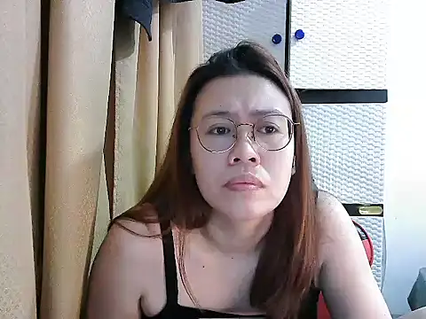 crizzybel online show from November 6, 2025, 7:04 pm