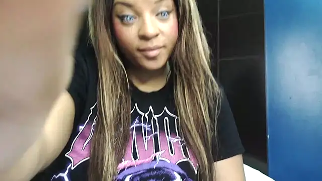 ExoticEmpress18 online show from November 15, 2025, 12:08 am