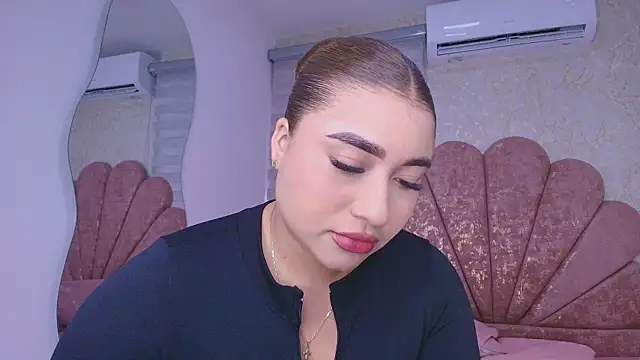 Snapshot of leon_gaby chatting on May 7, 2026, 7:19 pm leon gaby online show from May 7, 2026, 7:19 pm