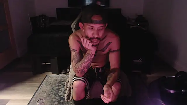 inc25cbxh online show from February 15, 2026, 7:27 am