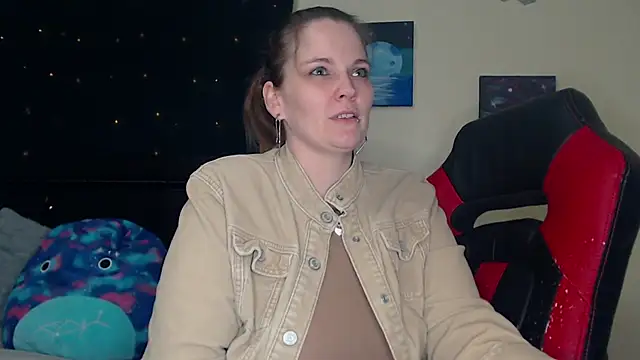 Snapshot of ToxicLilly chatting on December 21, 2024, 11:33 am ToxicLilly online show from December 21, 2024, 11:33 am