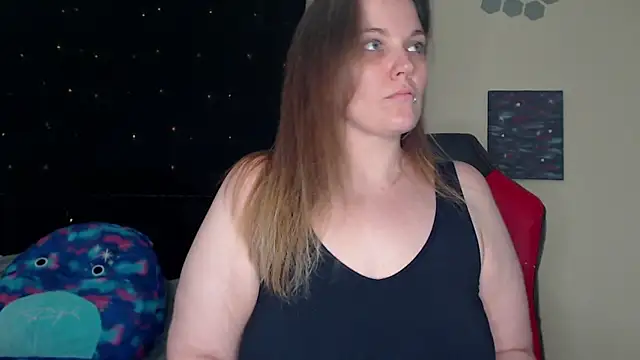 Snapshot of ToxicLilly chatting on December 22, 2024, 7:33 am ToxicLilly online show from December 22, 2024, 7:33 am