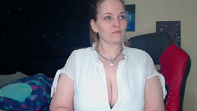 Snapshot of ToxicLilly chatting on January 11, 2025, 7:49 am ToxicLilly online show from January 11, 2025, 7:49 am