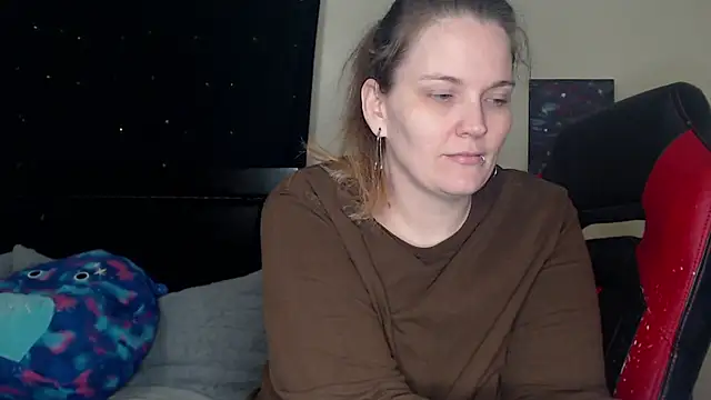 Snapshot of ToxicLilly chatting on January 15, 2025, 8:51 am ToxicLilly online show from January 15, 2025, 8:51 am