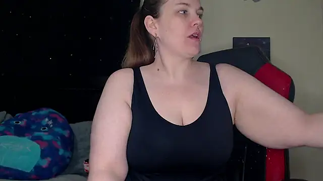 Snapshot of ToxicLilly chatting on January 19, 2025, 9:01 am ToxicLilly online show from January 19, 2025, 9:01 am