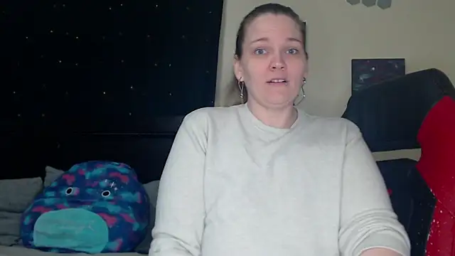 Snapshot of ToxicLilly chatting on January 22, 2025, 8:29 am ToxicLilly online show from January 22, 2025, 8:29 am