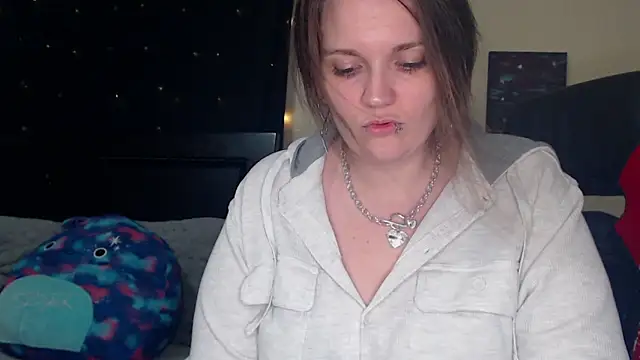Snapshot of ToxicLilly chatting on March 21, 2025, 8:17 am ToxicLilly online show from March 21, 2025, 8:17 am