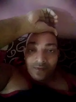 hot-man12xh online show from April 3, 2026, 12:03 pm