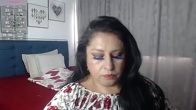 Keyla01  online show from January 28, 2025, 6:39 pm