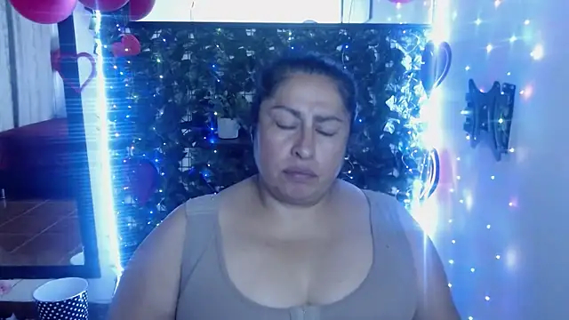 Keyla01  online show from February 5, 2025, 12:31 am