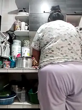 Keyla01  online show from October 12, 2025, 11:42 am