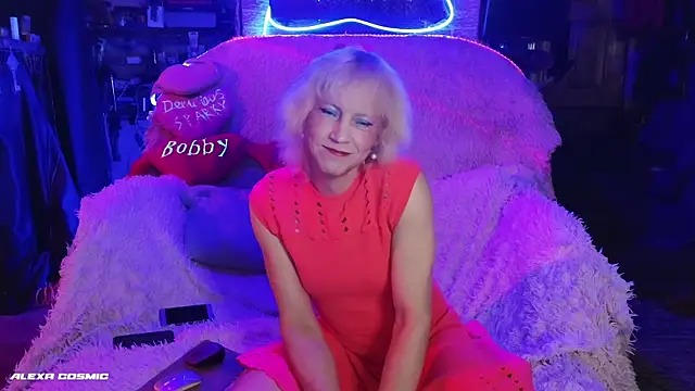 Snapshot of Alexa_Cosmic chatting on June 7, 2026, 12:04 am Alexa Cosmic online show from June 7, 2026, 12:04 am