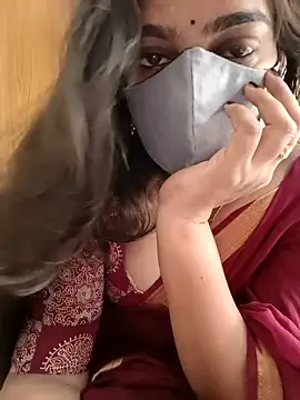 Snapshot of yoursana- chatting on February 19, 2026, 5:14 am yoursana- online show from February 19, 2026, 5:14 am