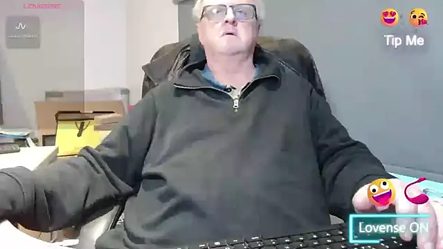 bigbadjon69 online show from January 26, 2025, 3:25 pm